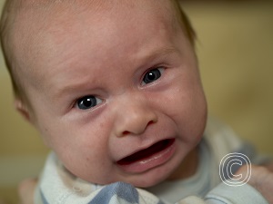 Als je baby moe wordt, gaat hij niet van het één op andere moment huilen