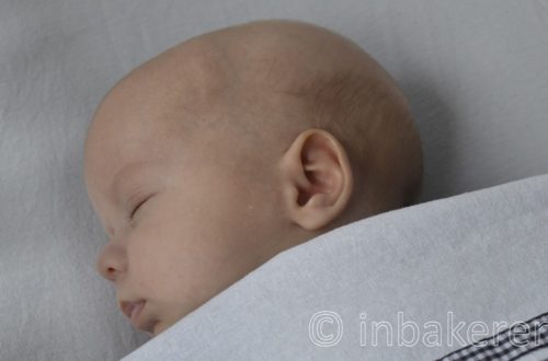 Hoeveel slaap heeft een baby nodig?