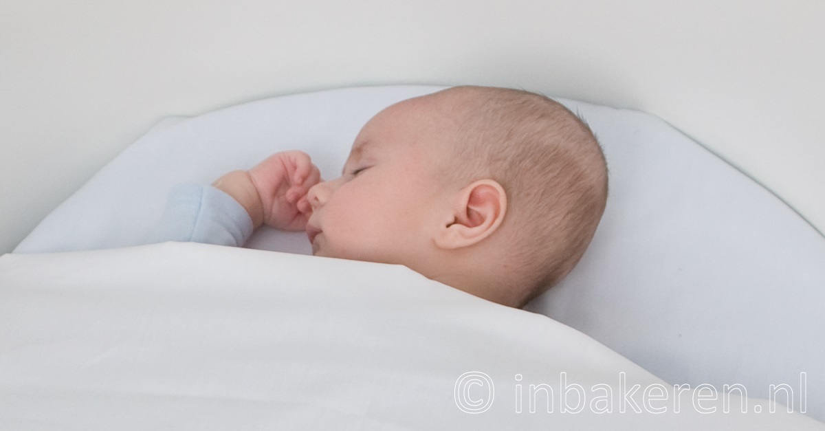 Hoe Kun Je Een Voorkeurshouding Of Afgeplat Hoofdje Voorkomen